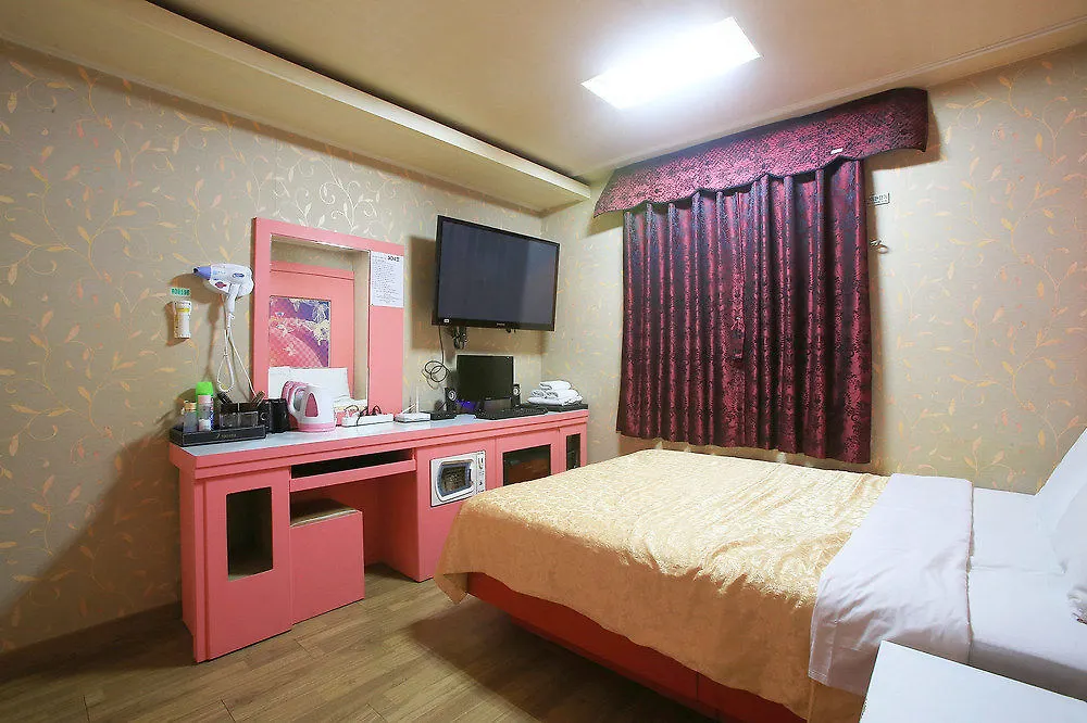 Real Boutique Hotel Seoul